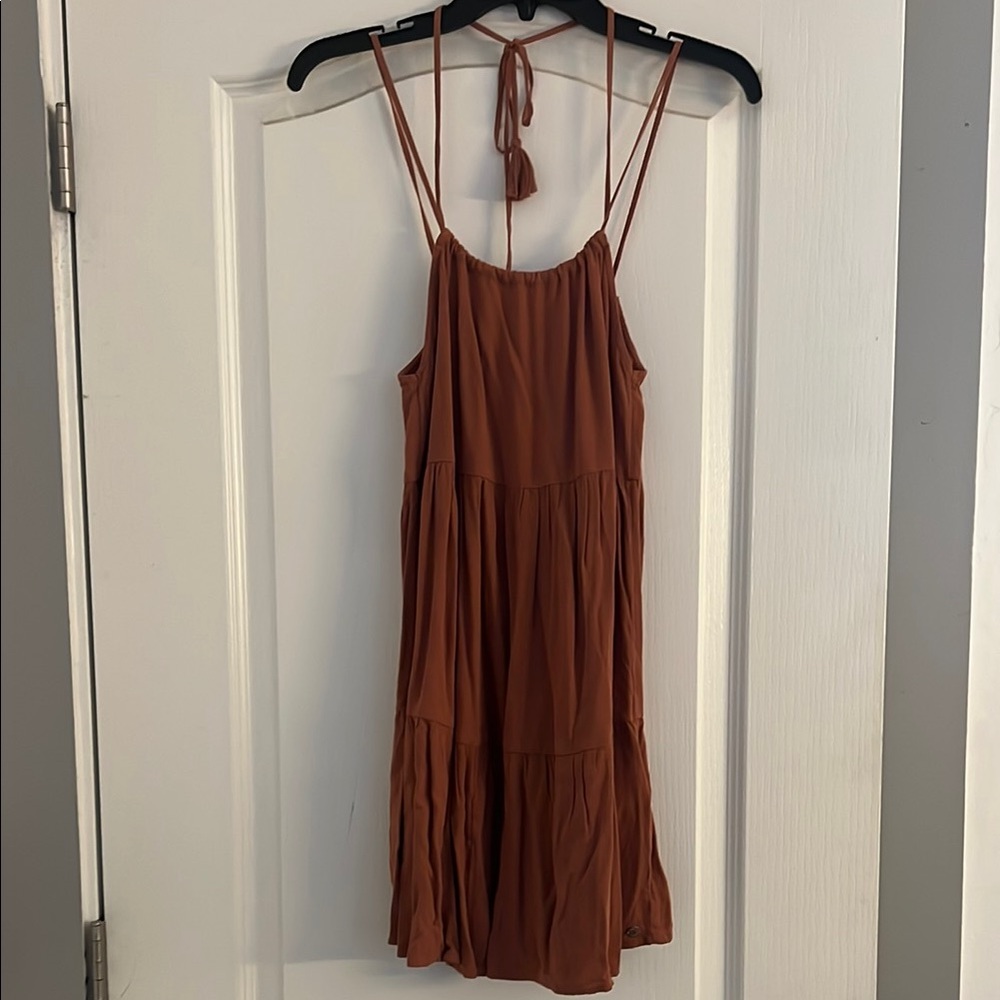 Elegant Rust Sleeveless Dress